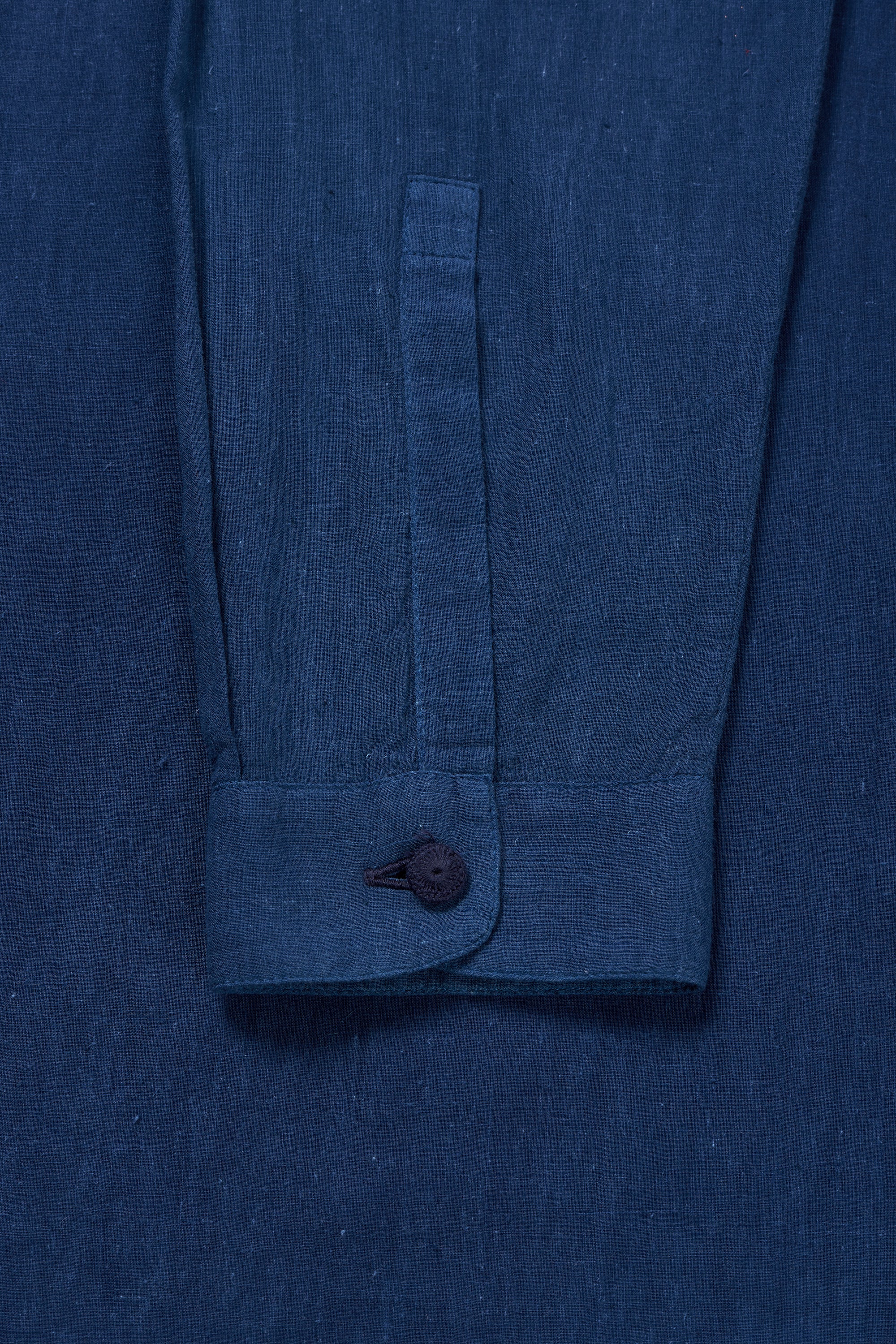 Close-up of sleeve