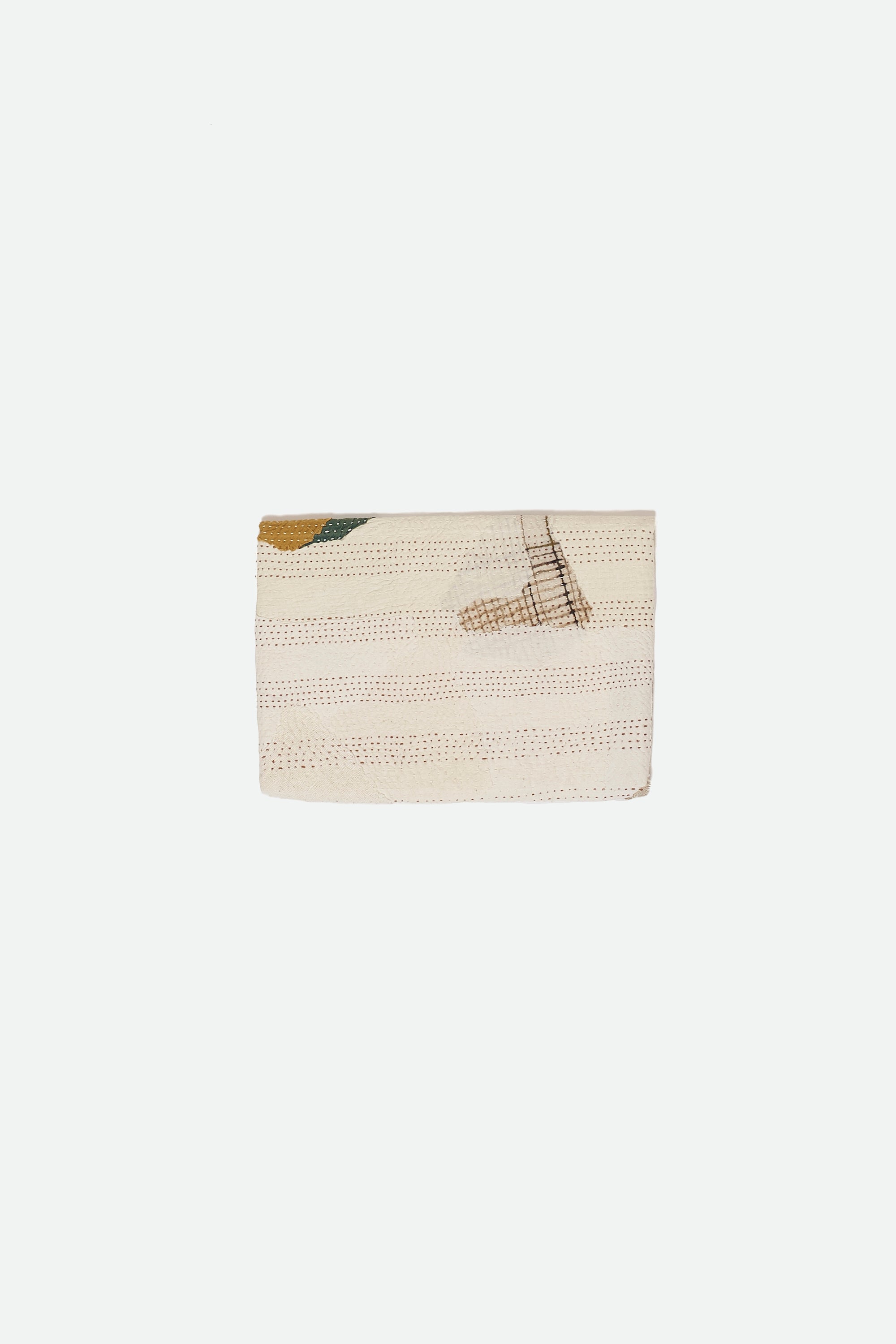 Ecru kantha laptop sleeve