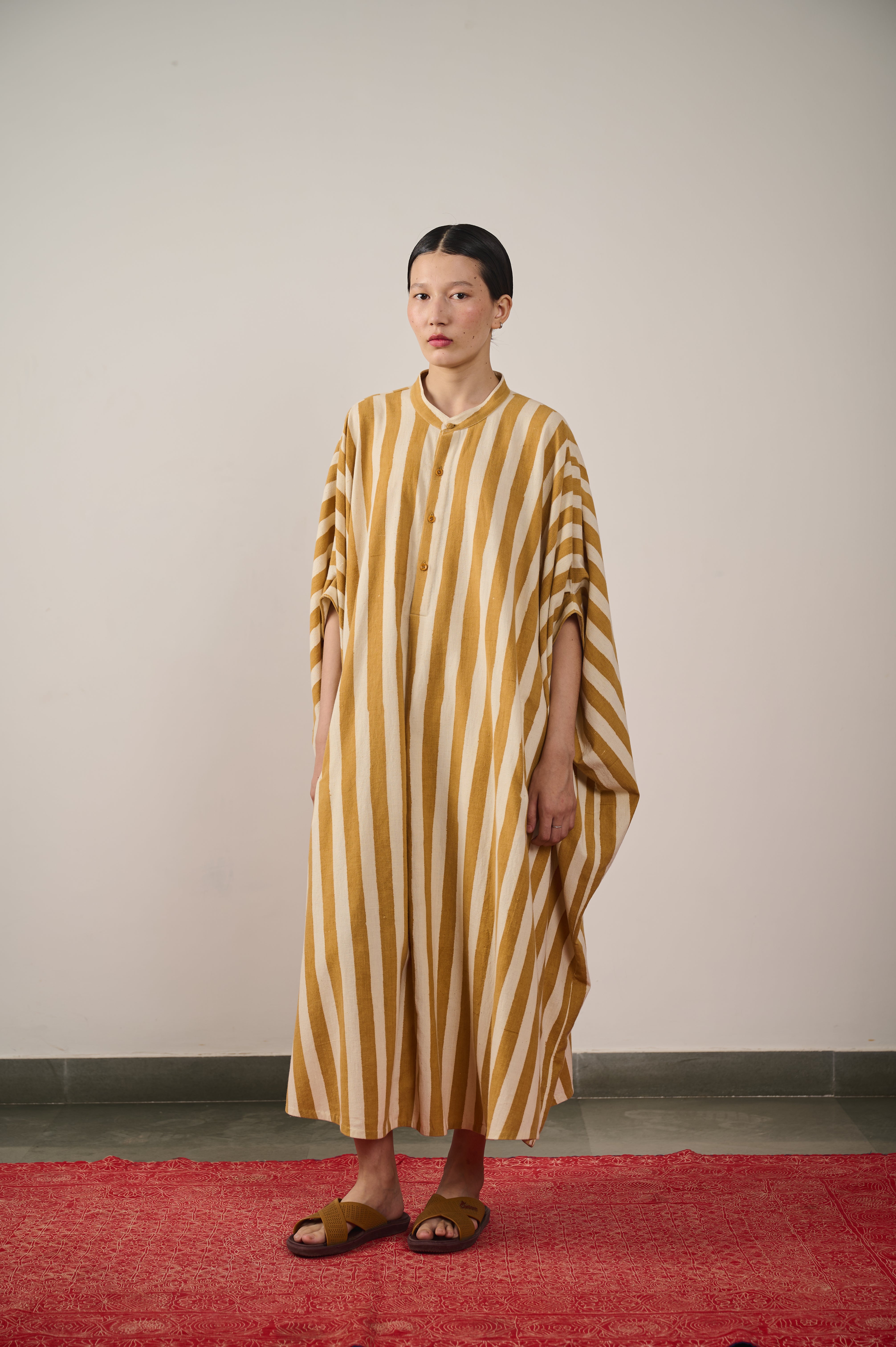 A woman wearing cotton kaftan
