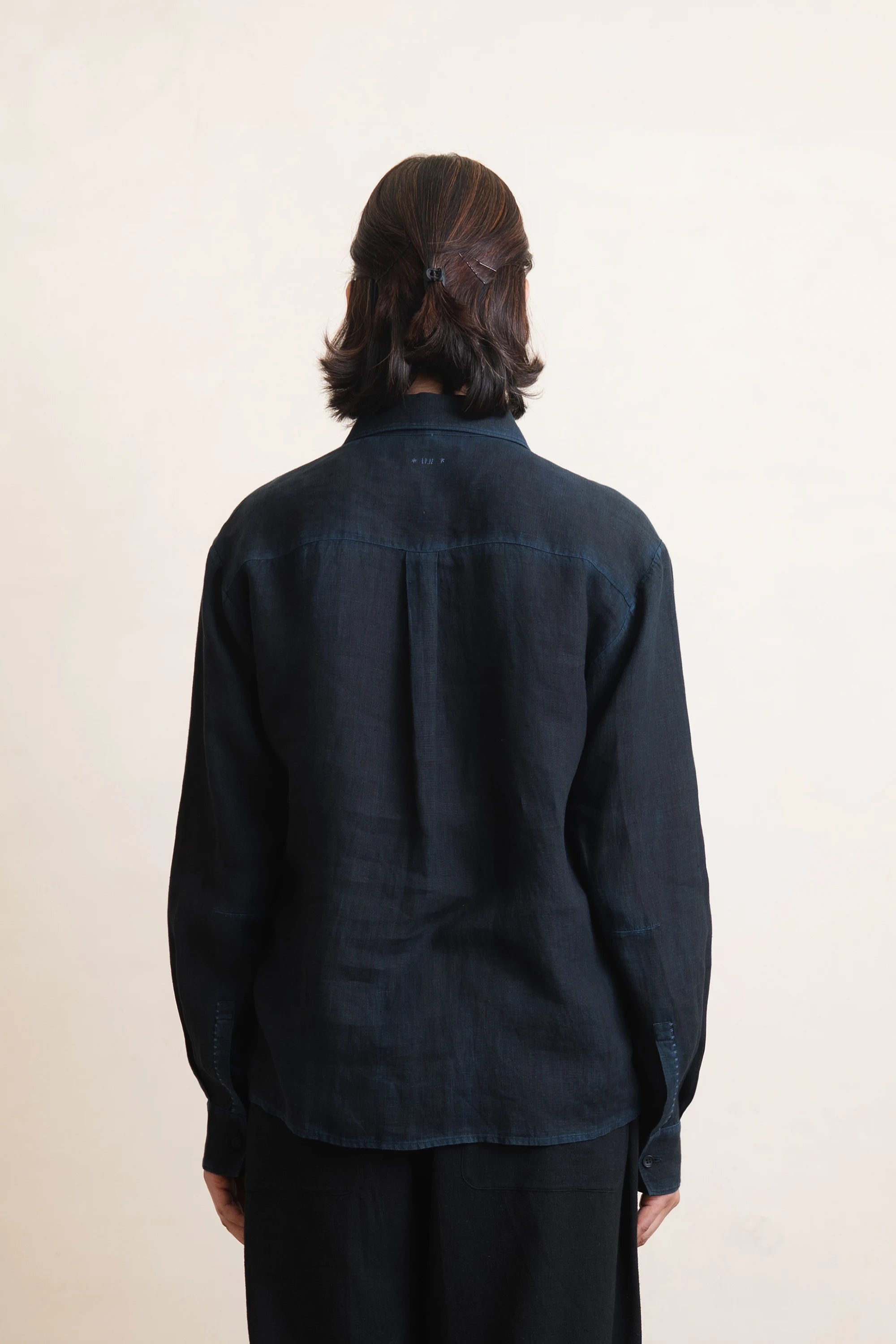Breeze Relaxed Shirt in Black