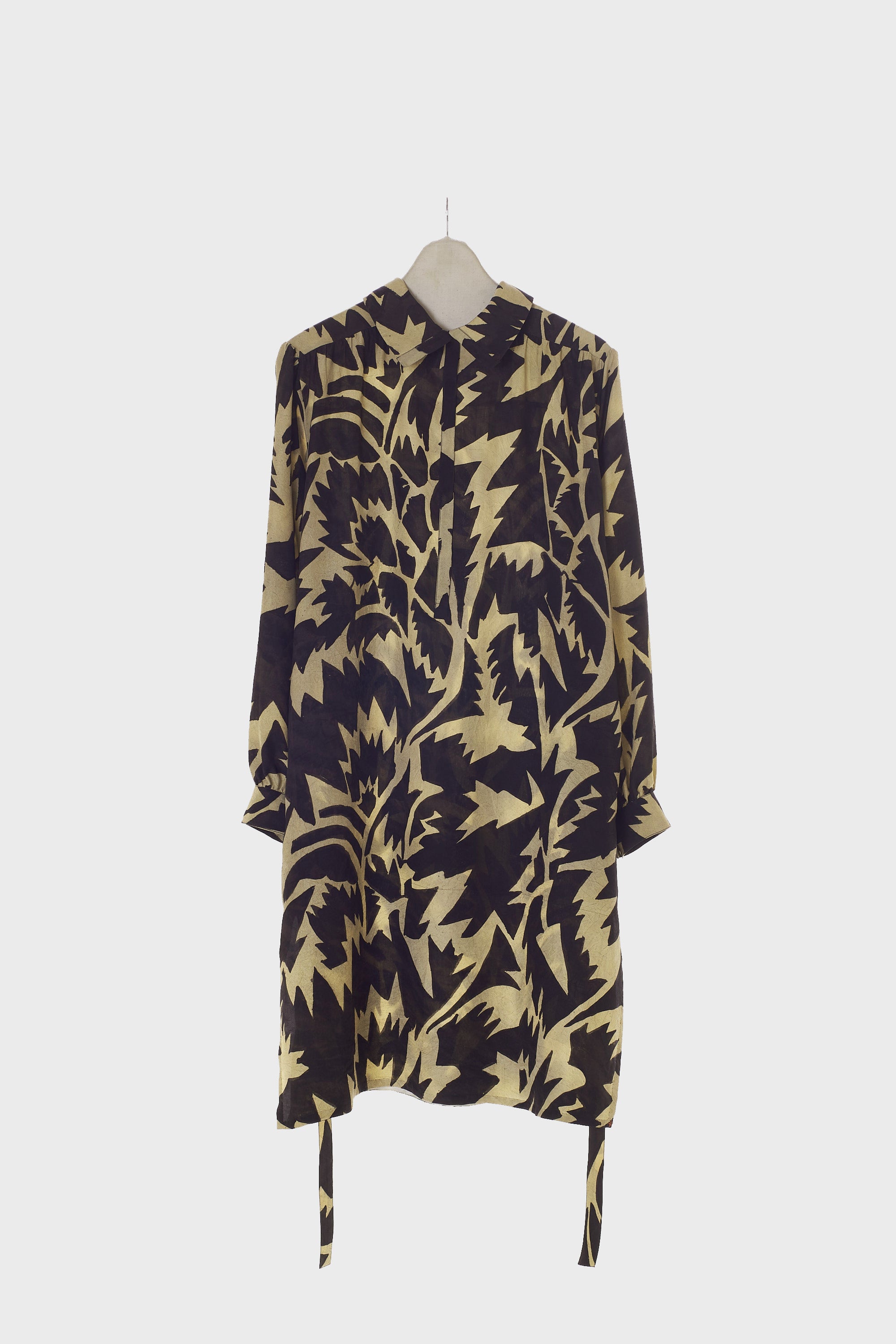 Funnel neck silk dress with a scarf