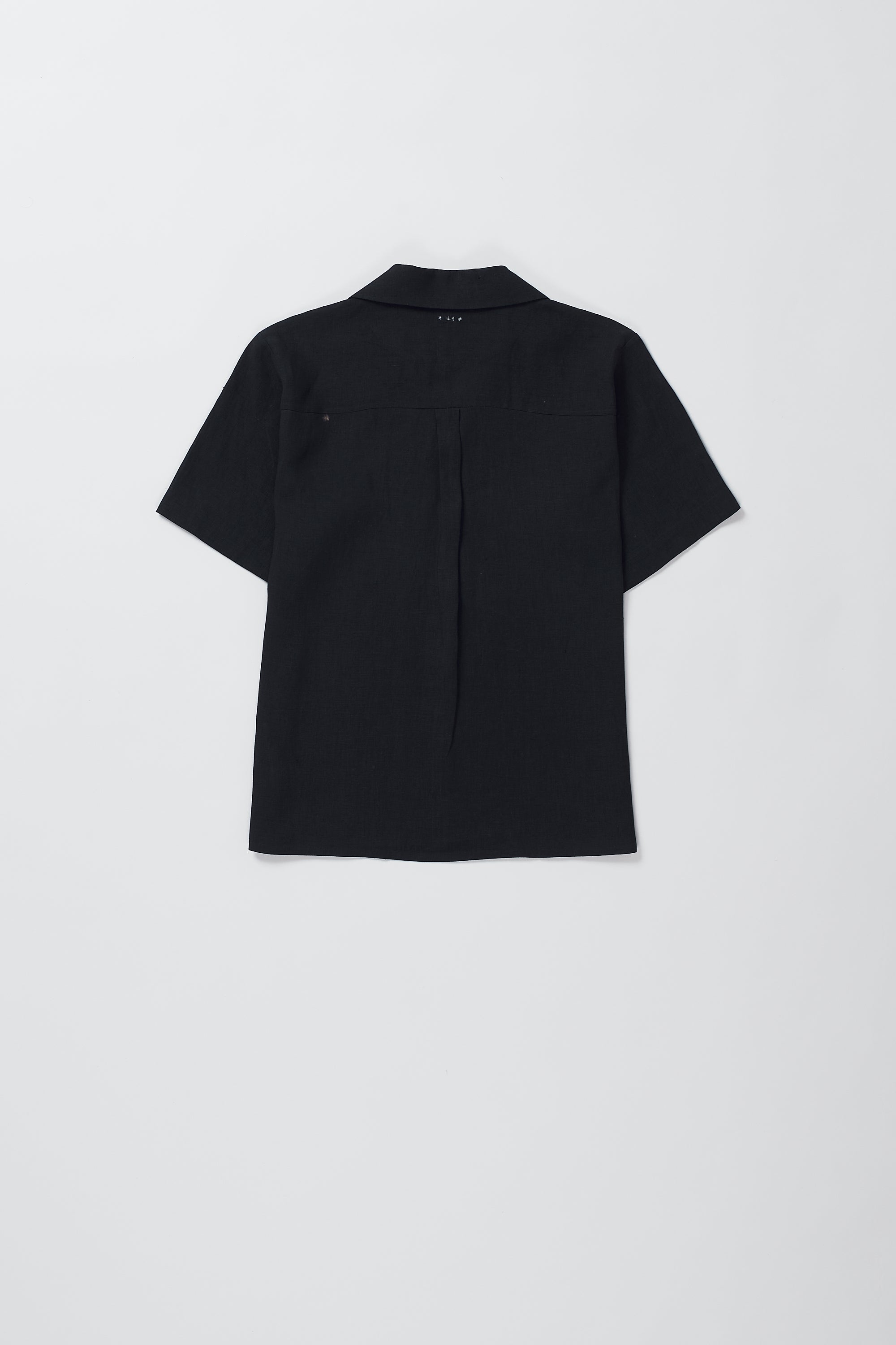 Back image of a black shirt