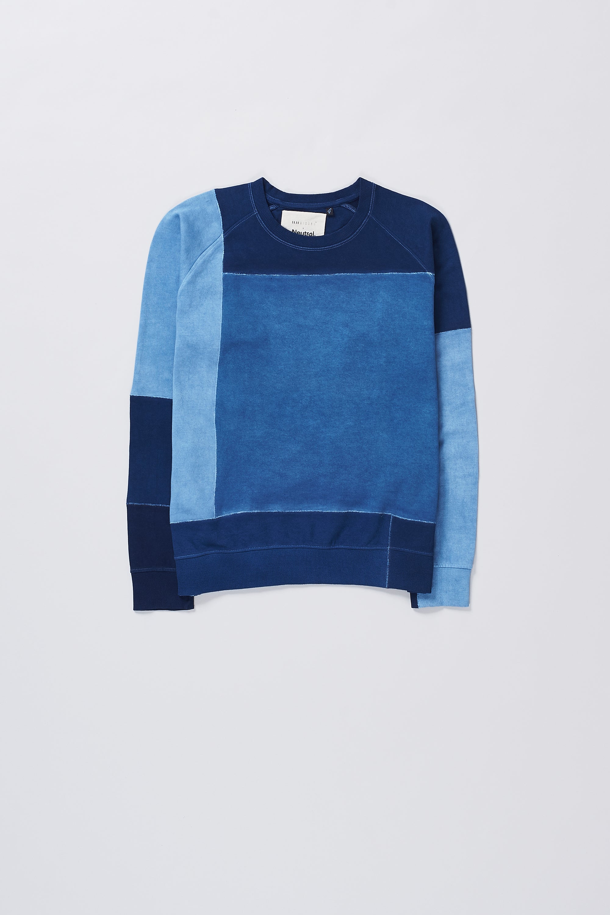 Cotton sweatshirt in shades of indigo