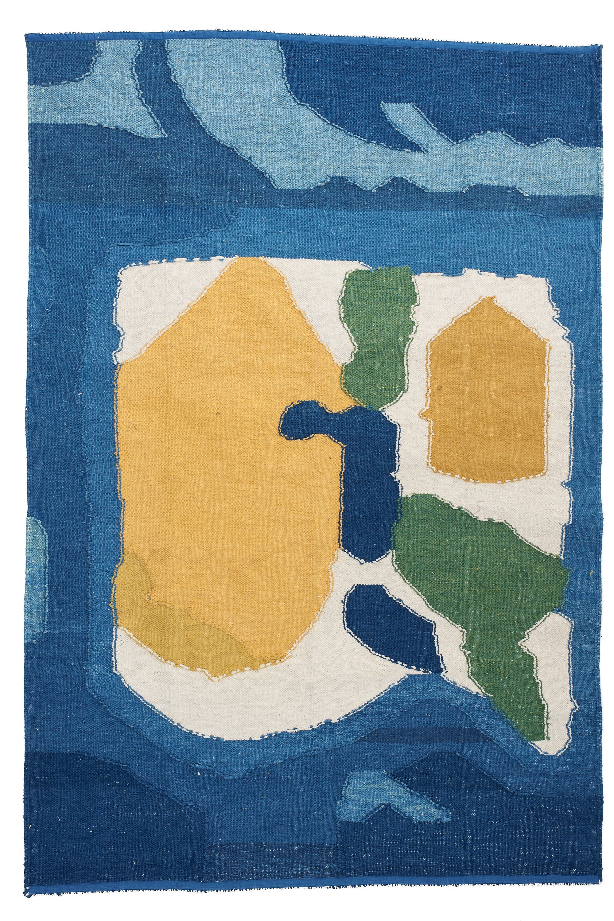 Crafted rug in multi colour