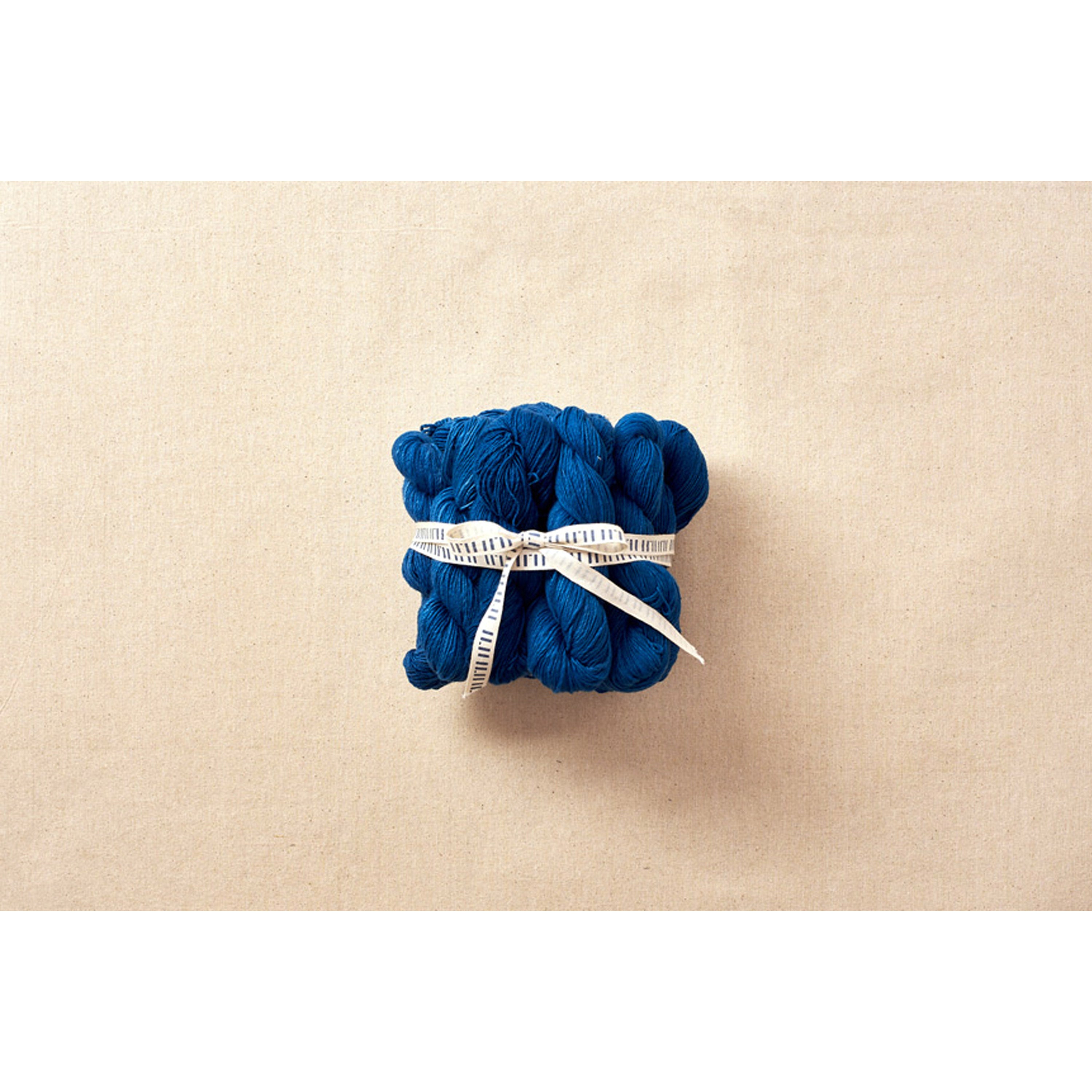 Cotton yarns in indigo